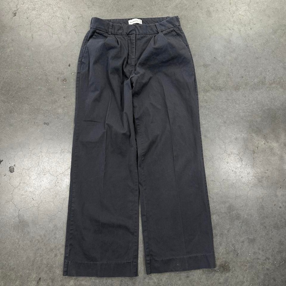 *SOLD* Abercrombie & Fitch gray wide leg trousers Size 30x29
